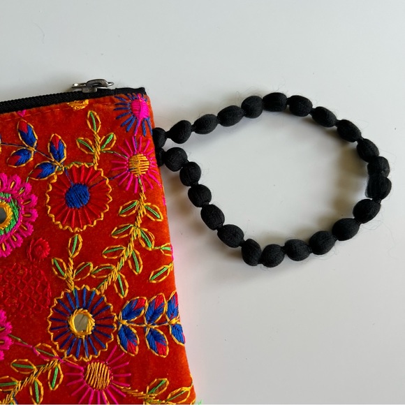 Sold| Paisley Orange Floral Embroidered Boho Wristlet Clutch Wallet Pouch - Picture 5 of 9